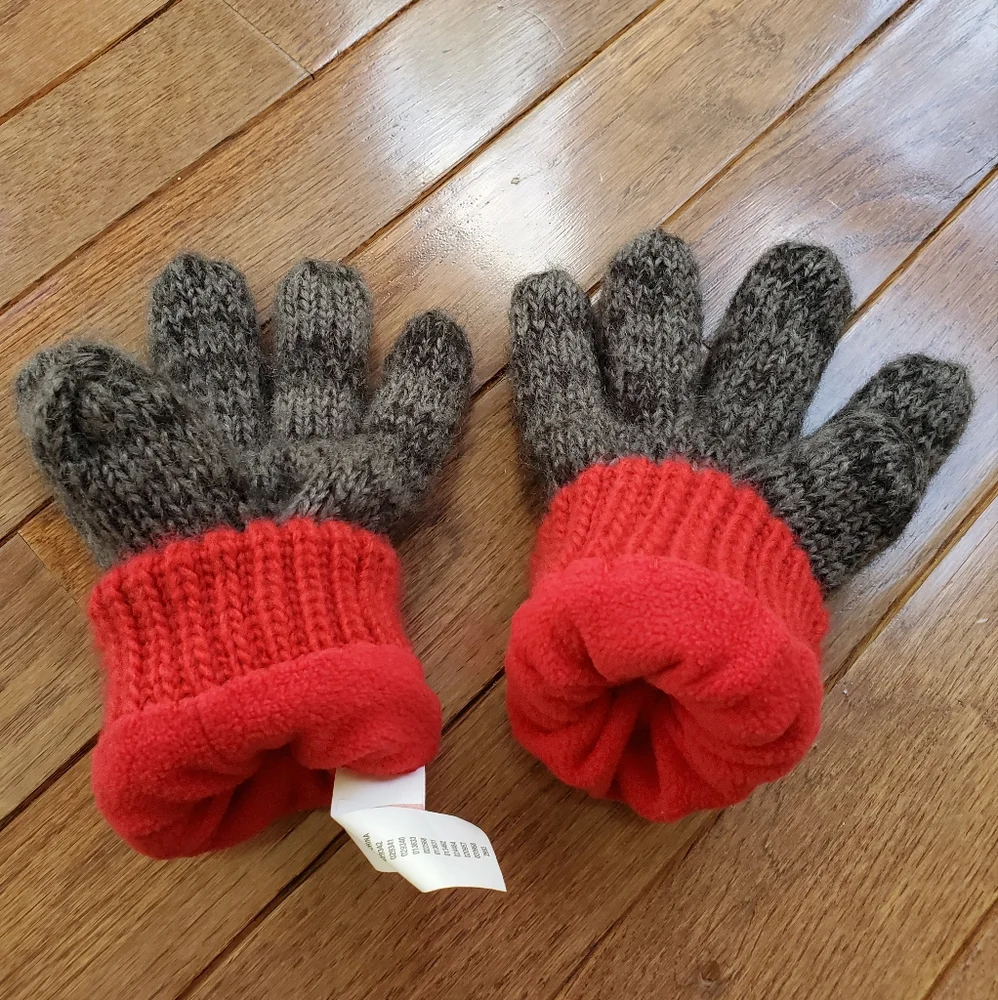The Children's Place gloves